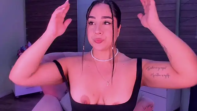 Sussy Bell01 online show from 12-26-24, 08:32