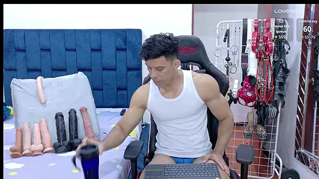 JoseRumbero26 online show from 04-02-26, 12:47