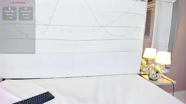 Snapshot of Lilly_2809_ chatting on 11-11-25, 04:23 Lilly 2809 online show from 11-11-25, 04:23