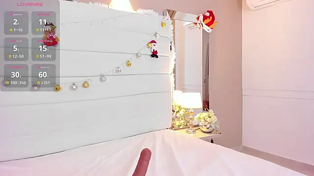 Snapshot of Lilly_2809_ chatting on 12-14-25, 04:07 Lilly 2809 online show from 12-14-25, 04:07