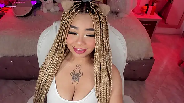 Snapshot of conny__curly chatting on 03-09-25, 01:26 conny curly online show from 03-09-25, 01:26