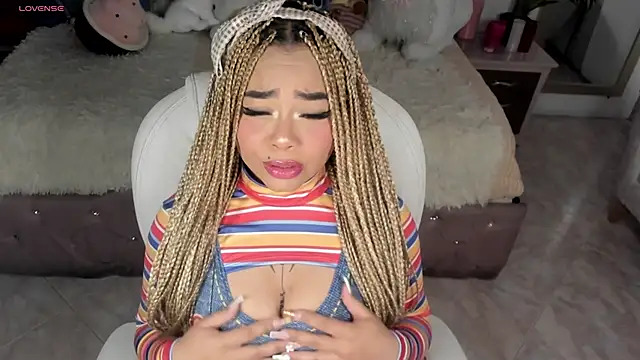 Snapshot of conny__curly chatting on 03-11-25, 01:45 conny curly online show from 03-11-25, 01:45