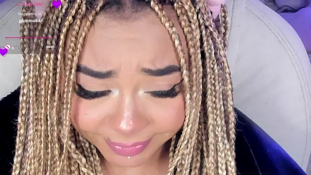 Snapshot of conny__curly chatting on 03-18-25, 04:26 conny curly online show from 03-18-25, 04:26