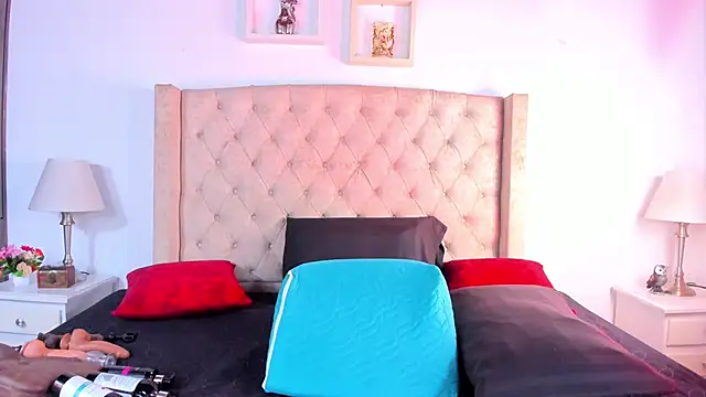 natalia collinslim online show from 09-20-25, 04:02