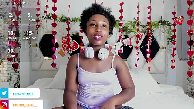 EmmaSanzz  online show from 02-07-25, 11:23