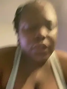 Snapshot of fantasygyal chatting on 05-31-26, 03:47 fantasygyal online show from 05-31-26, 03:47