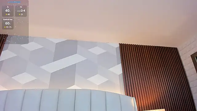 Julietasantos   online show from 10-15-25, 07:14