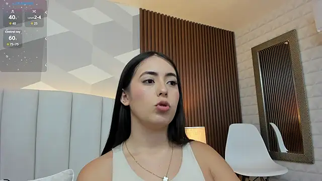 Julietasantos   online show from 10-18-25, 06:30