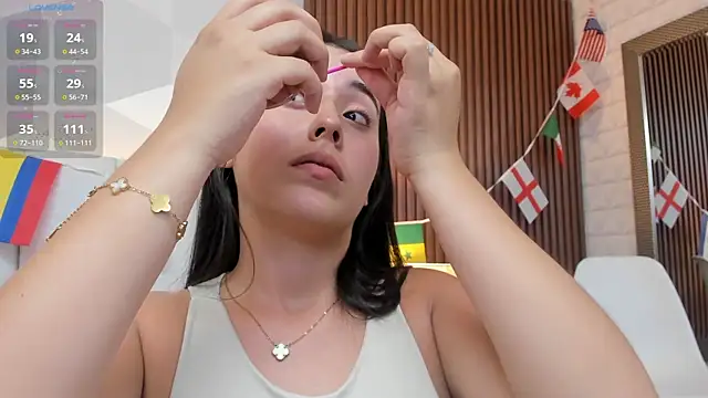 Julietasantos   online show from 07-06-26, 06:32