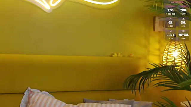 lessysweety online show from 04-17-26, 03:20