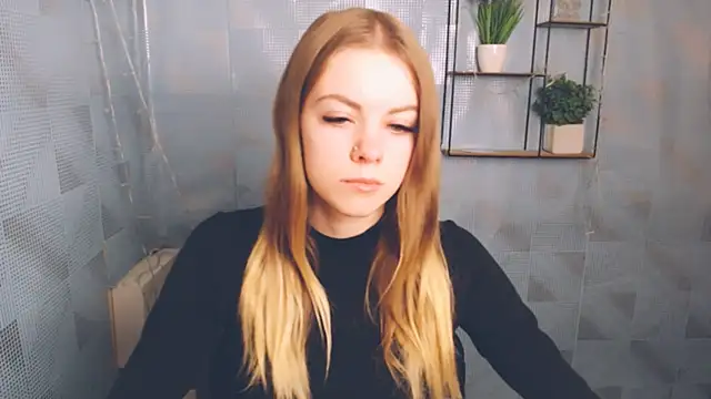 AliceFlirtt  online show from 12-18-24, 10:40