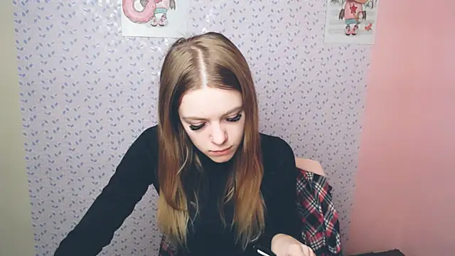 AliceFlirtt  online show from 12-18-24, 02:06