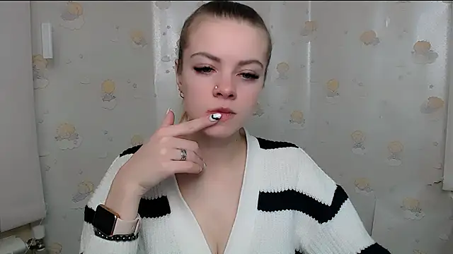 AliceFlirtt  online show from 12-23-24, 08:11