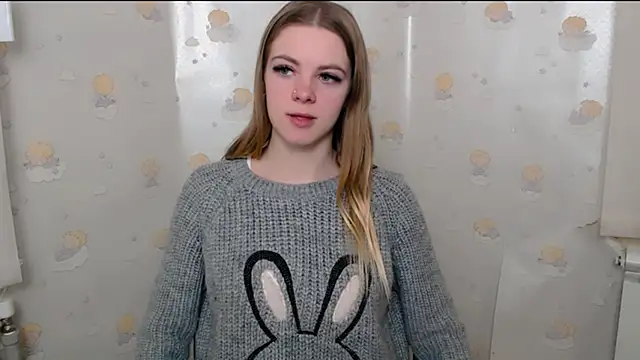 AliceFlirtt  online show from 01-03-25, 11:14