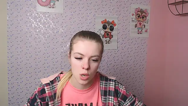 AliceFlirtt  online show from 02-04-25, 01:16