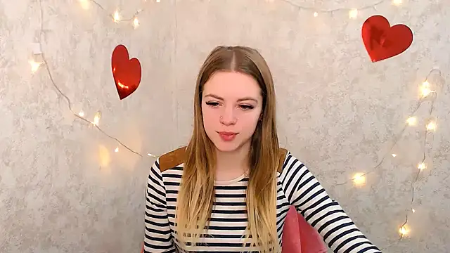 AliceFlirtt  online show from 02-20-25, 09:00