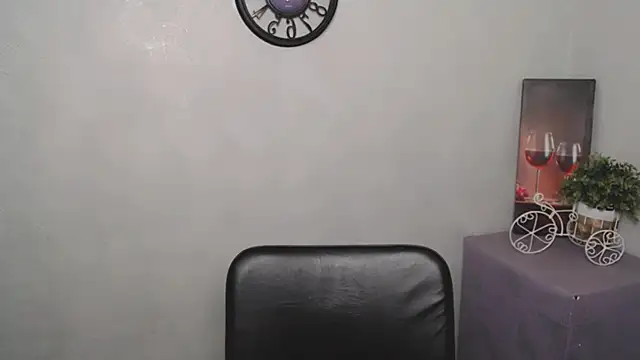 AliceFlirtt  online show from 03-08-25, 08:33