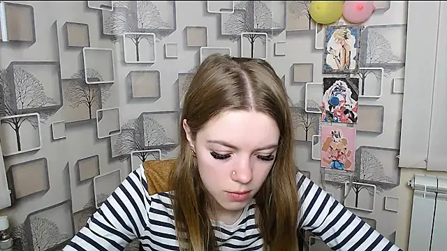 AliceFlirtt  online show from 03-13-25, 08:37