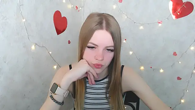 AliceFlirtt  online show from 03-21-25, 06:18