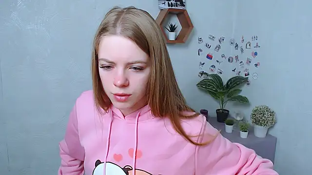 AliceFlirtt  online show from 10-17-25, 05:54