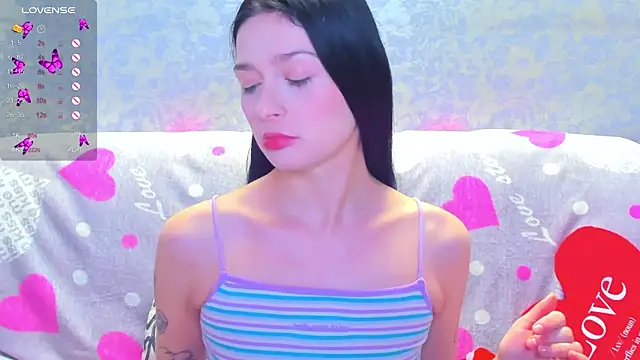 Vanessa Florence online show from 12-04-25, 01:48