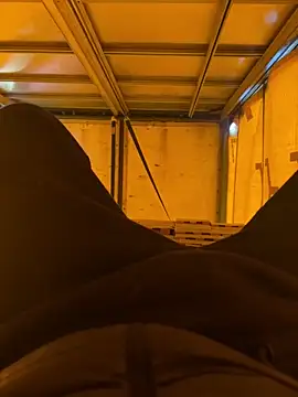 Snapshot of cussy007 chatting on 01-17-25, 01:46 cussy007 online show from 01-17-25, 01:46