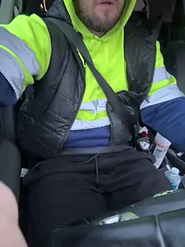 Snapshot of cussy007 chatting on 02-25-25, 06:58 cussy007 online show from 02-25-25, 06:58