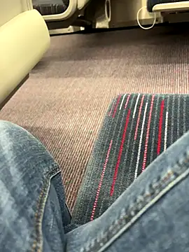 Snapshot of cussy007 chatting on 10-04-25, 08:51 cussy007 online show from 10-04-25, 08:51