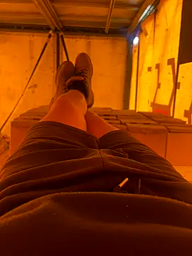 Snapshot of cussy007 chatting on 10-22-25, 12:49 cussy007 online show from 10-22-25, 12:49