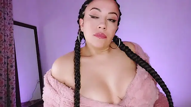 Latina hot2024 online show from 03-19-25, 01:54