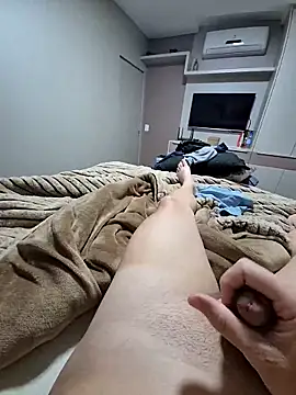 Snapshot of edygaucho3 chatting on 10-16-25, 01:12 edygaucho3 online show from 10-16-25, 01:12