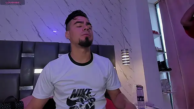 PittAndLunaa online show from 04-16-26, 12:28