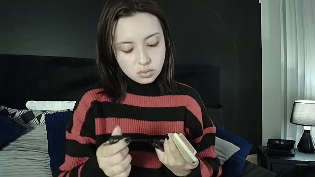 Adeelinee online show from 04-02-26, 12:36