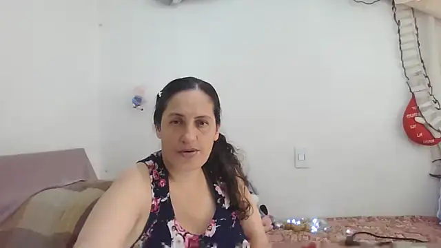 Snapshot of ximenajimenez chatting on 09-21-25, 06:53 ximenajimenez online show from 09-21-25, 06:53