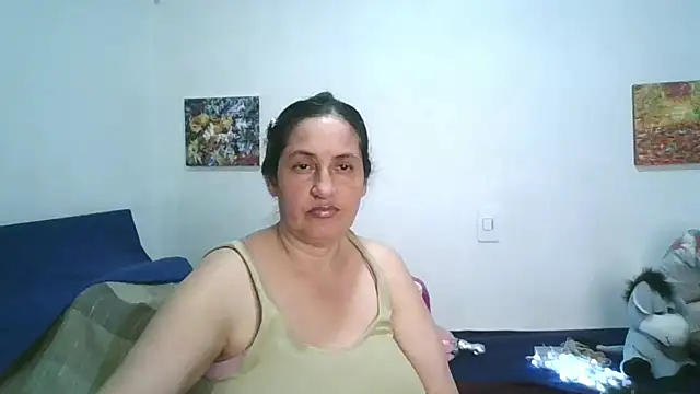ximenajimenez online show from 06-18-26, 09:52