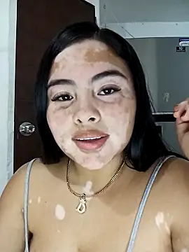 Snapshot of Shirley_23 chatting on 03-04-26, 08:15 Shirley 23 online show from 03-04-26, 08:15