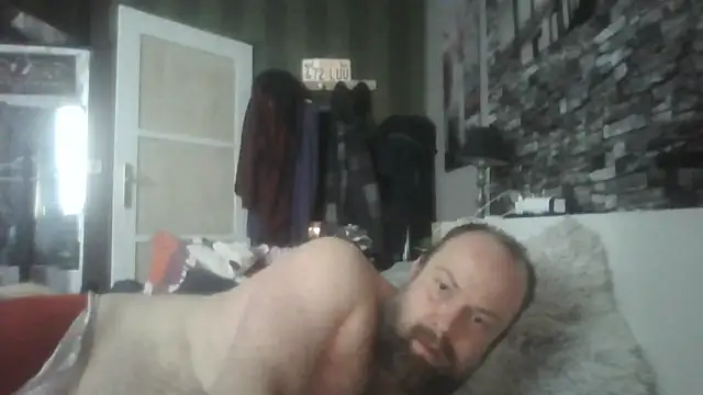 Snapshot of Prehistorixxx2686 chatting on 03-12-26, 08:09 Prehistorixxx2686 online show from 03-12-26, 08:09