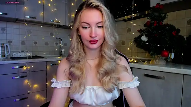Snapshot of Kimmy_powell chatting on 12-12-24, 04:37 Kimmy powell online show from 12-12-24, 04:37