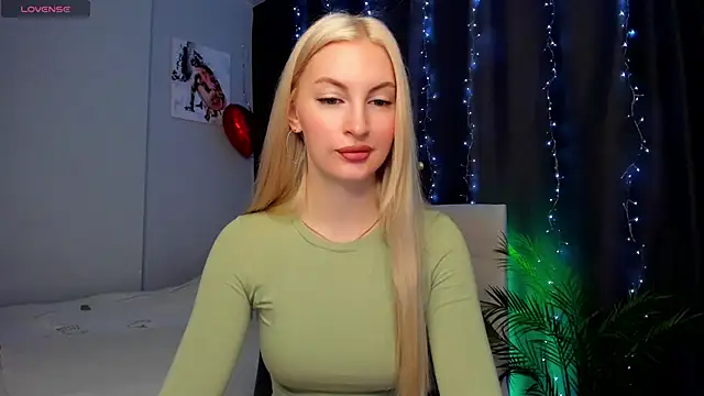 Snapshot of Kimmy_powell chatting on 10-04-25, 03:59 Kimmy powell online show from 10-04-25, 03:59