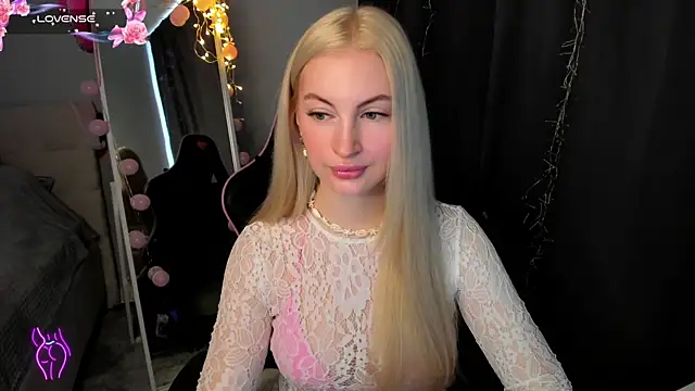 Kimmy powell online show from 04-11-26, 03:00