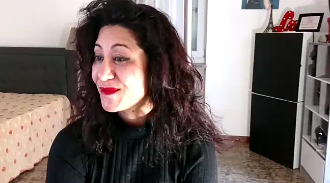 danasantoreal online show from 12-27-24, 03:04