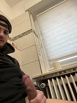 Furko 33 online show from 02-27-25, 03:59