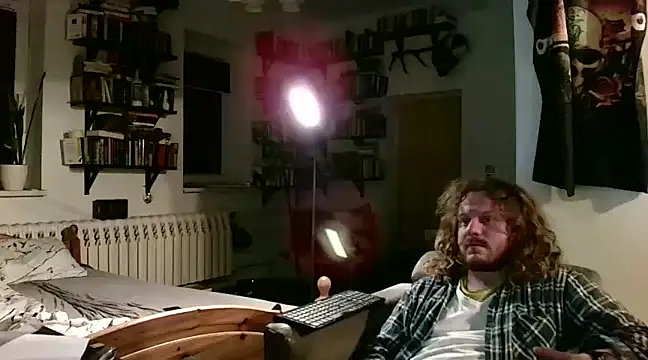 sunr1sa online show from 12-17-24, 04:00
