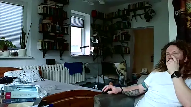 sunr1sa online show from 12-22-24, 07:54