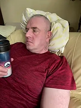 Snapshot of Evolite123 chatting on 01-28-25, 12:22 Evolite123 online show from 01-28-25, 12:22