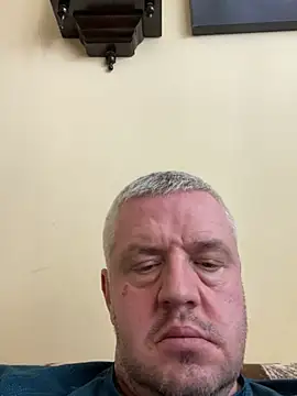 Snapshot of Evolite123 chatting on 03-06-25, 09:14 Evolite123 online show from 03-06-25, 09:14