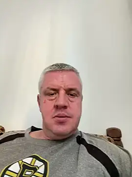 Snapshot of Evolite123 chatting on 03-09-25, 03:27 Evolite123 online show from 03-09-25, 03:27