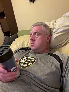 Snapshot of Evolite123 chatting on 03-18-25, 06:26 Evolite123 online show from 03-18-25, 06:26