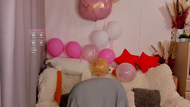 LisaMooore online show from 04-19-26, 06:10