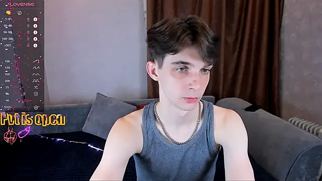 Aaron Boom online show from 04-19-26, 08:00